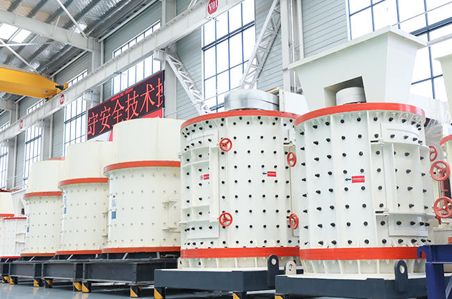 复合式破碎机设备实拍展示3