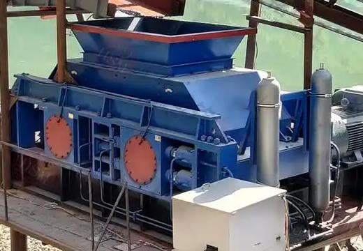 强力辊式破碎机客户现场实拍4
