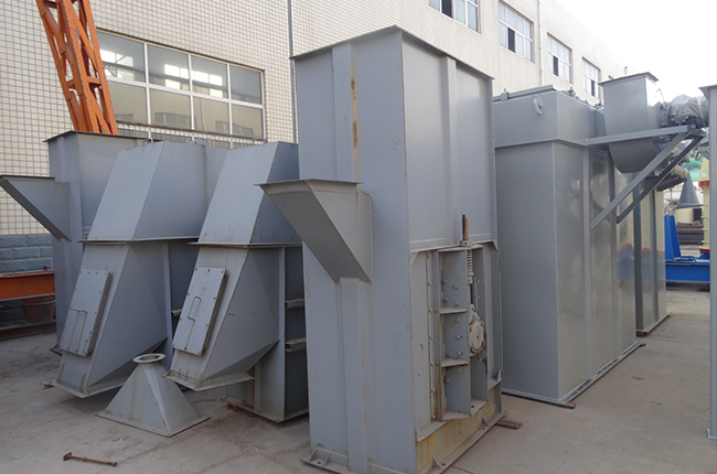 斗式提升机设备实拍展示2