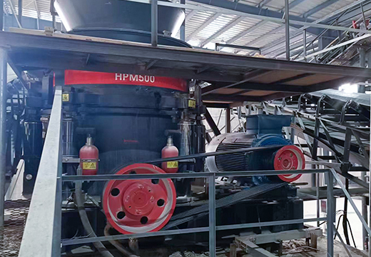 HPM多缸液压圆锥破碎机客户现场实拍1