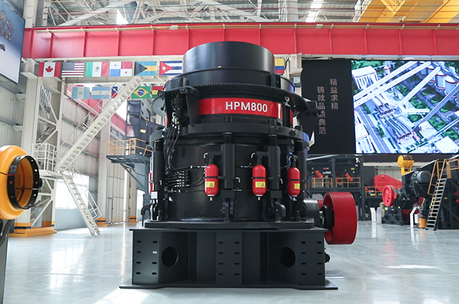 HPM多缸液压圆锥破碎机设备实拍展示3